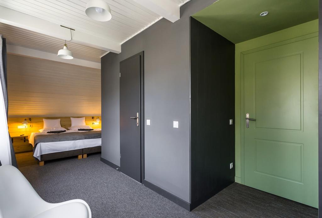 Hotel Borbarátok Panzió Badacsonytomaj Esterno foto